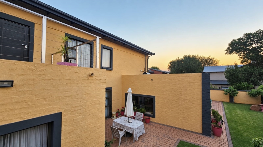 3 Bedroom Property for Sale in Olympus AH Gauteng