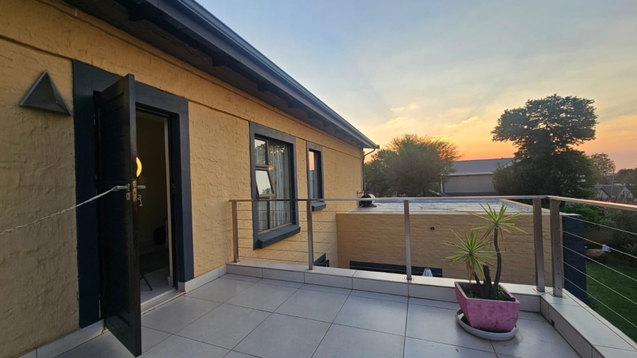 3 Bedroom Property for Sale in Olympus AH Gauteng