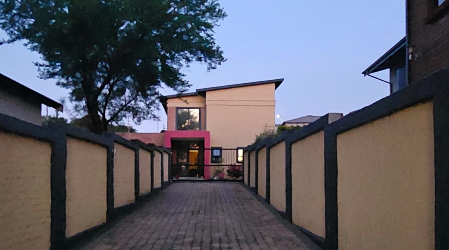 3 Bedroom Property for Sale in Olympus AH Gauteng