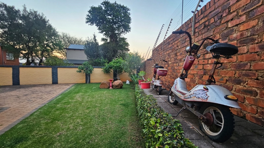 3 Bedroom Property for Sale in Olympus AH Gauteng