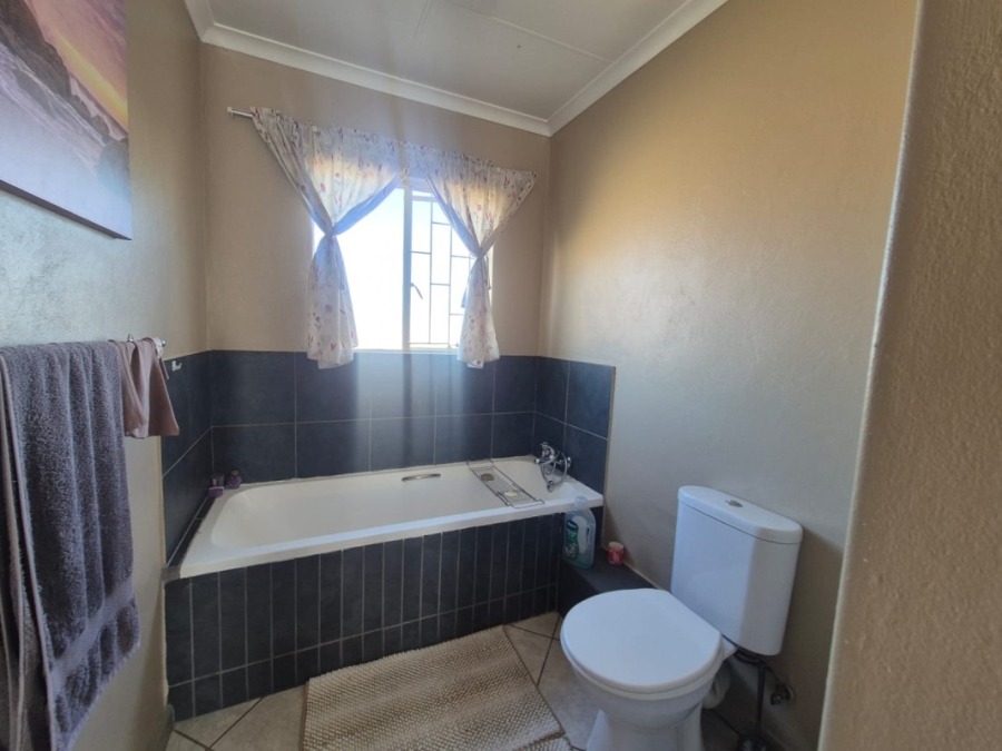 3 Bedroom Property for Sale in Albemarle Gauteng