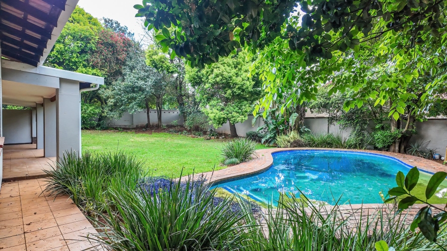 To Let 4 Bedroom Property for Rent in Northcliff Gauteng