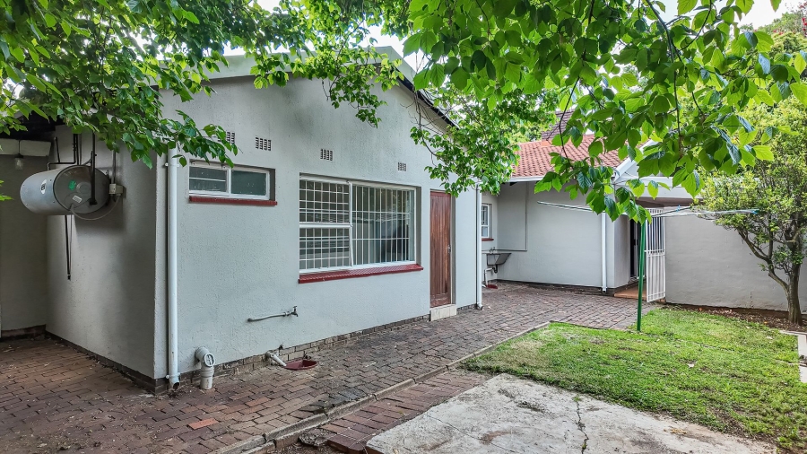 To Let 4 Bedroom Property for Rent in Northcliff Gauteng