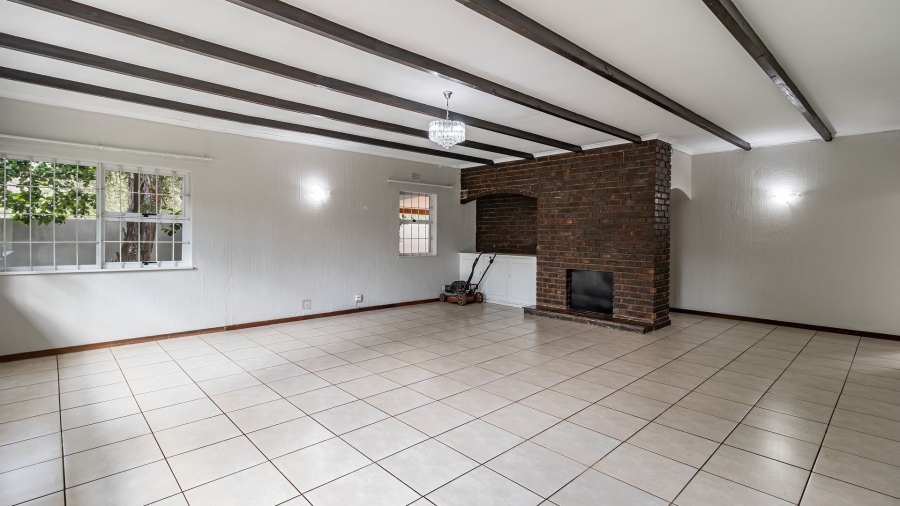 To Let 4 Bedroom Property for Rent in Northcliff Gauteng