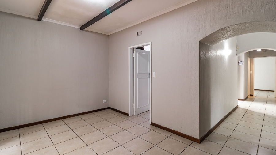 To Let 4 Bedroom Property for Rent in Northcliff Gauteng
