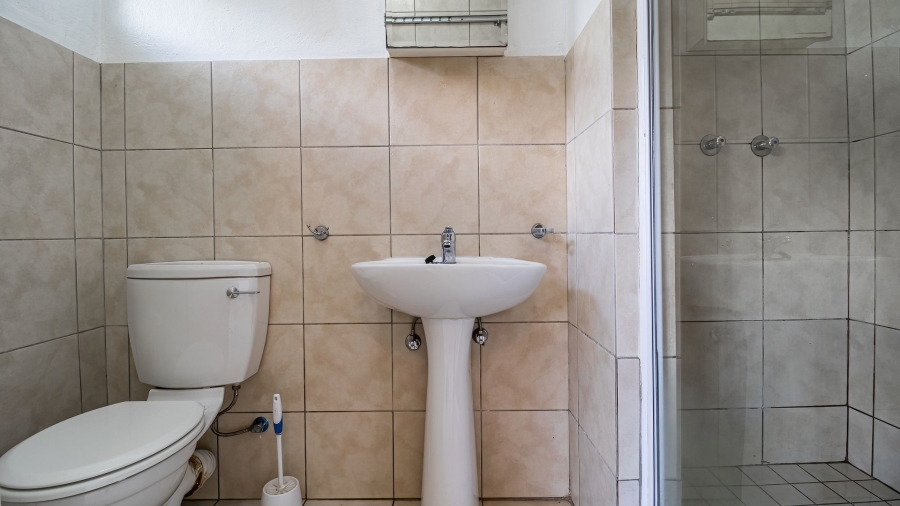 To Let 4 Bedroom Property for Rent in Northcliff Gauteng