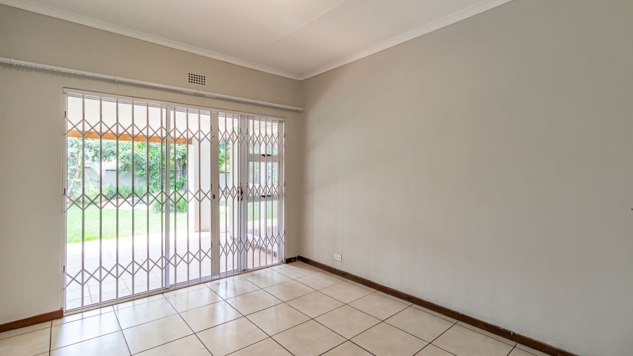 To Let 4 Bedroom Property for Rent in Northcliff Gauteng