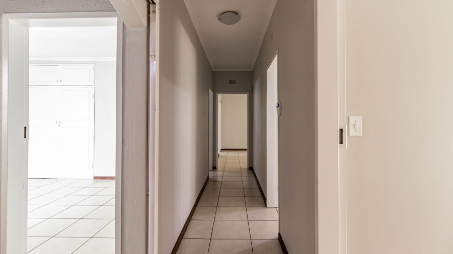 To Let 4 Bedroom Property for Rent in Northcliff Gauteng