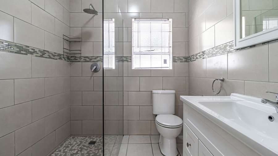 To Let 4 Bedroom Property for Rent in Northcliff Gauteng