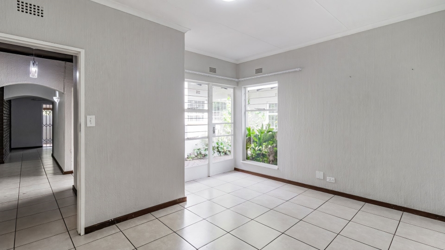 To Let 4 Bedroom Property for Rent in Northcliff Gauteng