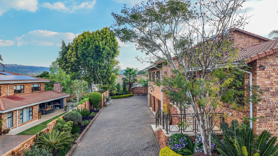 4 Bedroom Property for Sale in Fairland Gauteng