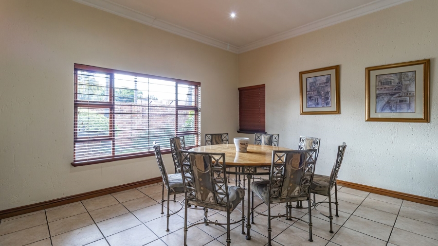 4 Bedroom Property for Sale in Fairland Gauteng