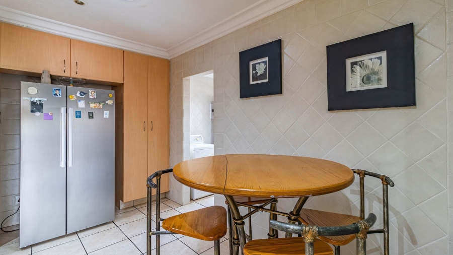 4 Bedroom Property for Sale in Fairland Gauteng