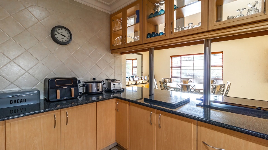 4 Bedroom Property for Sale in Fairland Gauteng