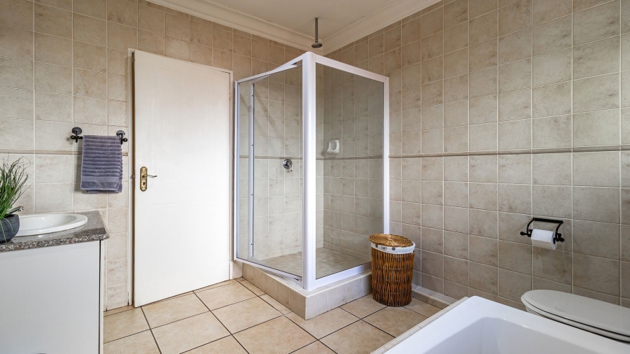 4 Bedroom Property for Sale in Fairland Gauteng