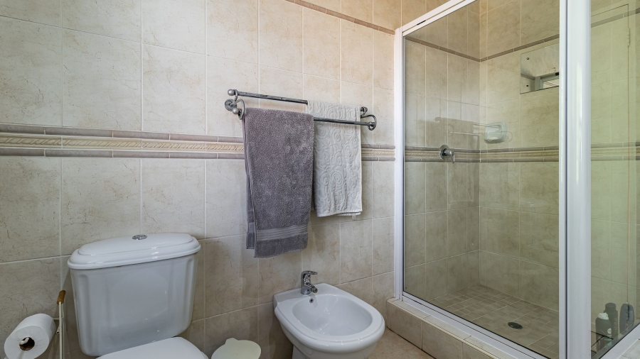 4 Bedroom Property for Sale in Fairland Gauteng