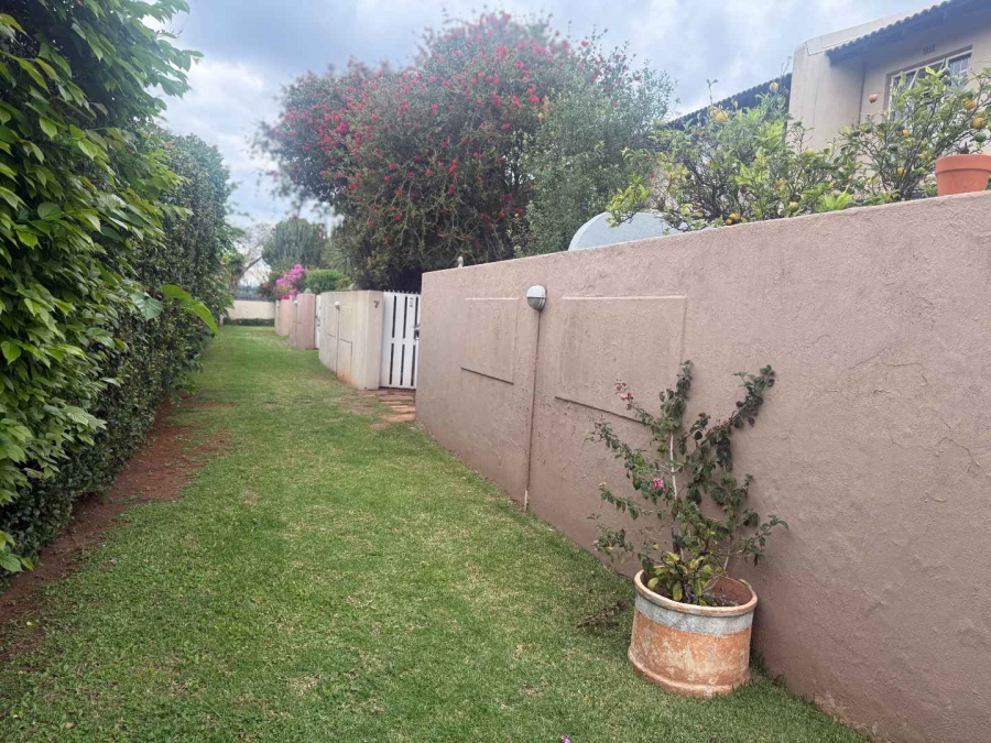 2 Bedroom Property for Sale in Fairland Gauteng