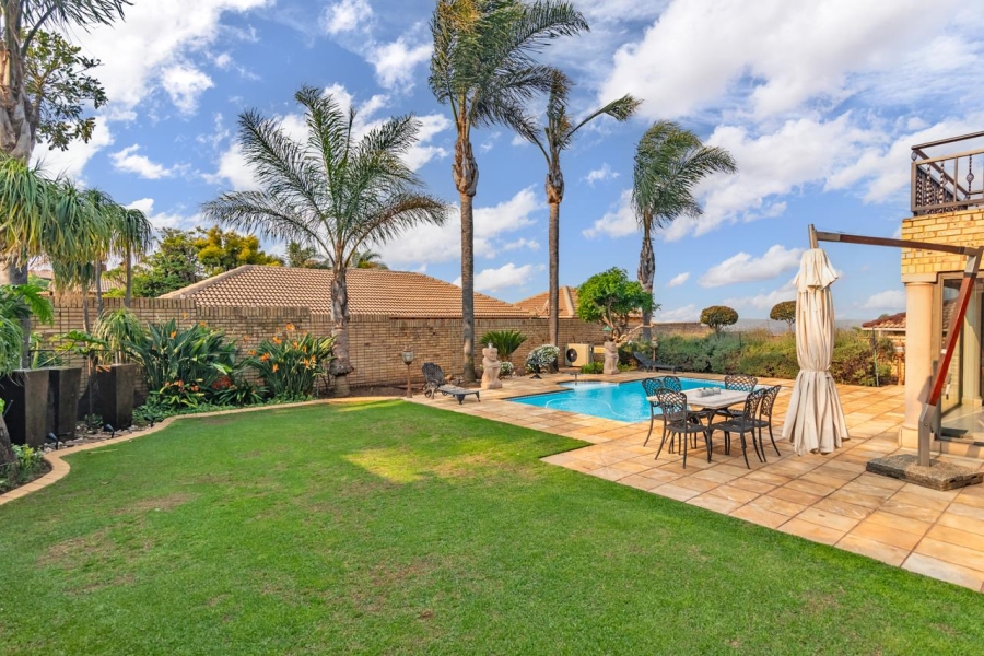 5 Bedroom Property for Sale in Chancliff A H Gauteng