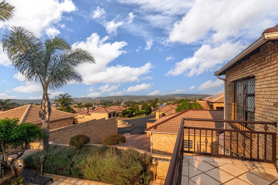 5 Bedroom Property for Sale in Chancliff A H Gauteng
