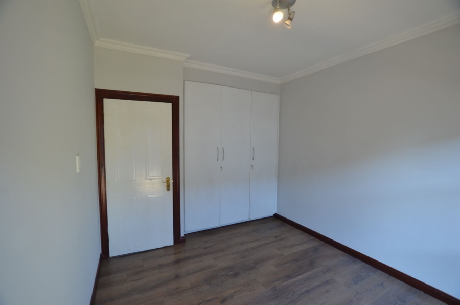 5 Bedroom Property for Sale in Aspen Hills Gauteng