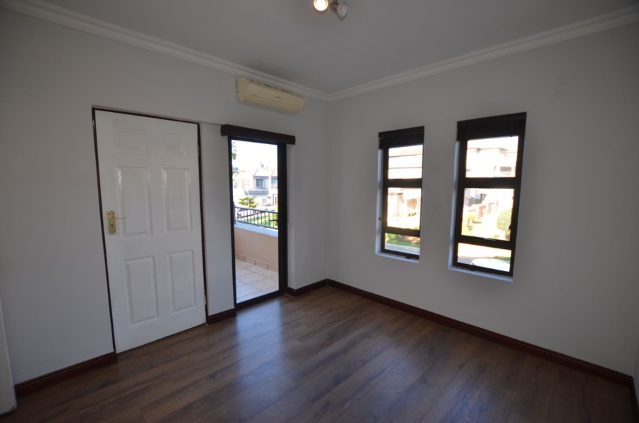 5 Bedroom Property for Sale in Aspen Hills Gauteng