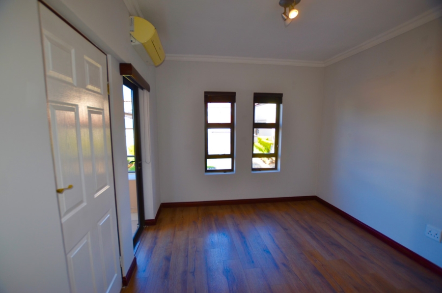 5 Bedroom Property for Sale in Aspen Hills Gauteng