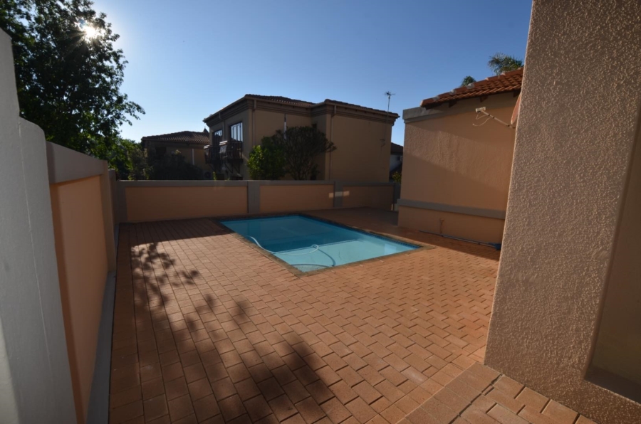 5 Bedroom Property for Sale in Aspen Hills Gauteng