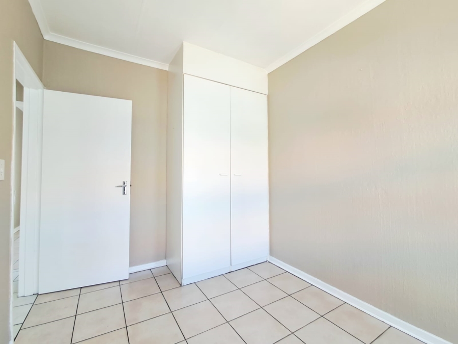 2 Bedroom Property for Sale in New Redruth Gauteng