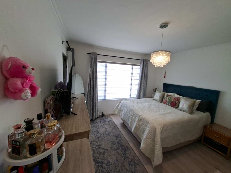 To Let 2 Bedroom Property for Rent in Northcliff Gauteng