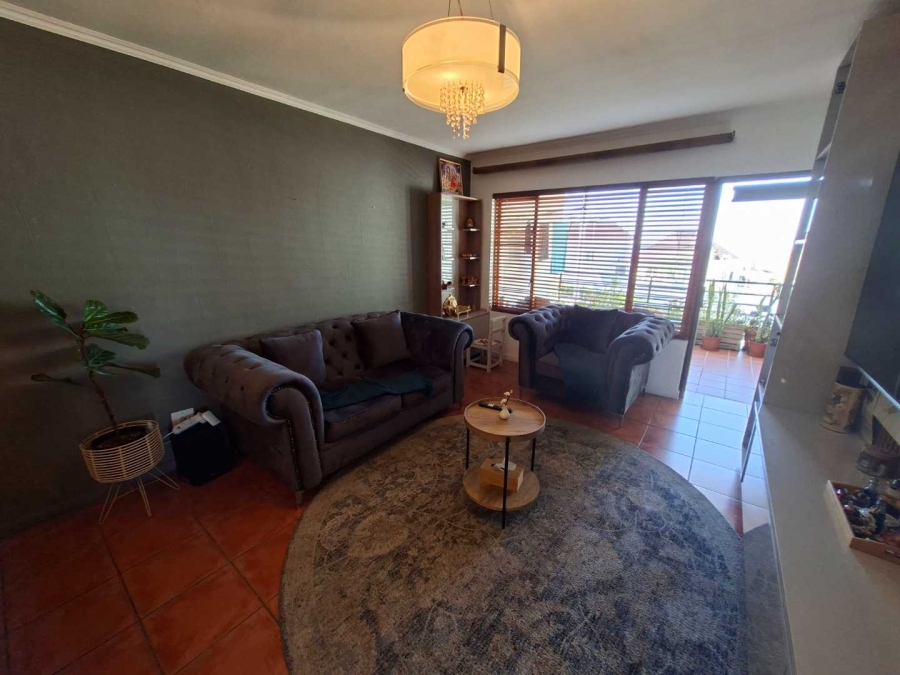 To Let 2 Bedroom Property for Rent in Northcliff Gauteng