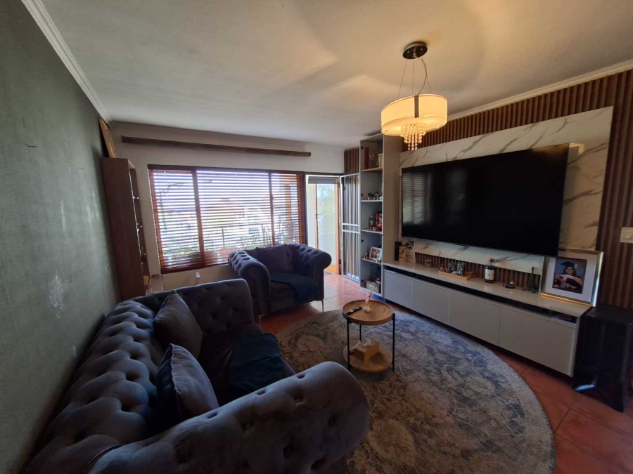 To Let 2 Bedroom Property for Rent in Northcliff Gauteng