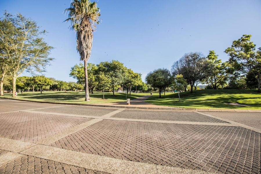 2 Bedroom Property for Sale in Equestria Gauteng