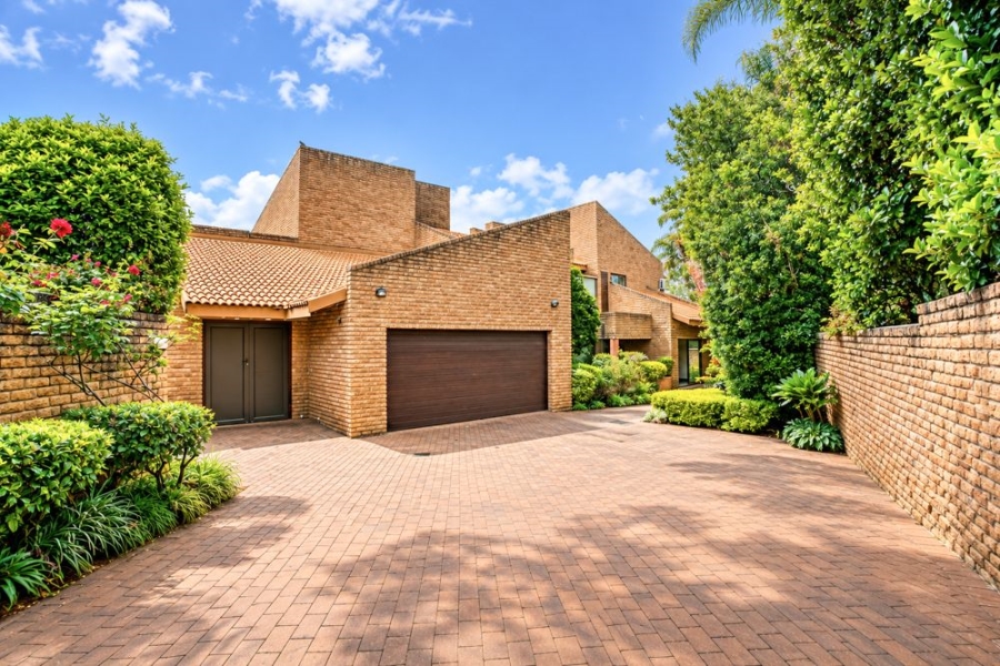 4 Bedroom Property for Sale in Dainfern Golf Estate Gauteng