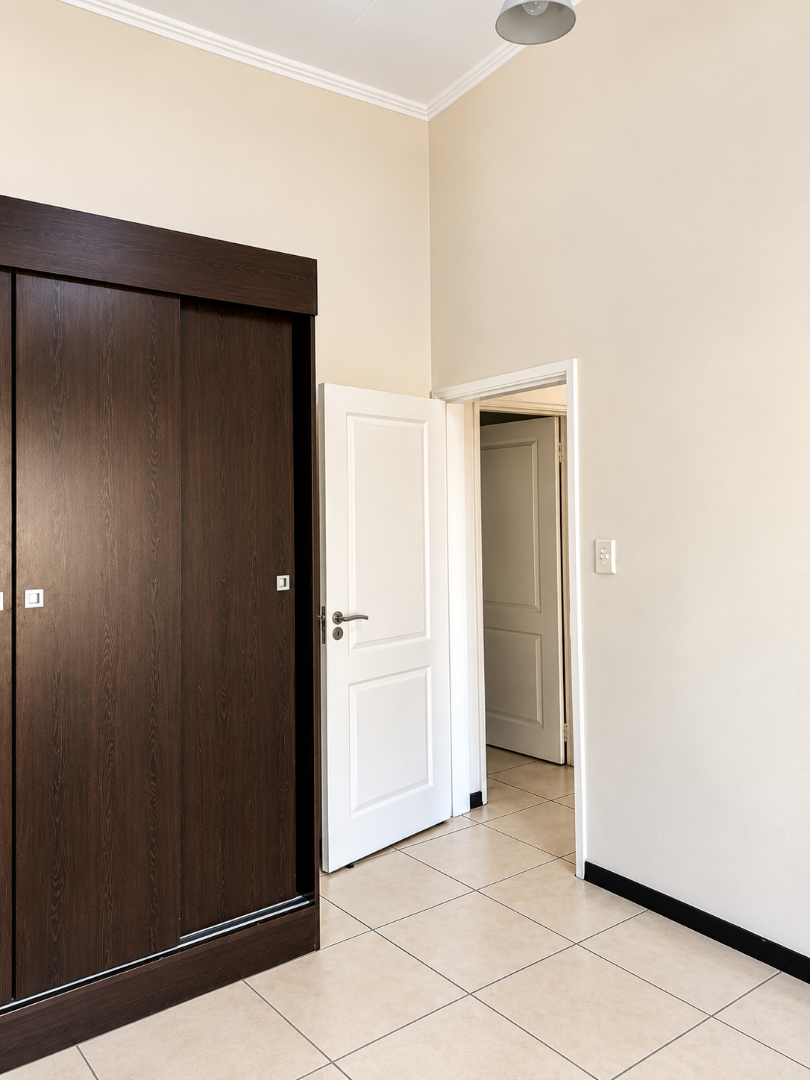 To Let 1 Bedroom Property for Rent in Modderfontein Gauteng