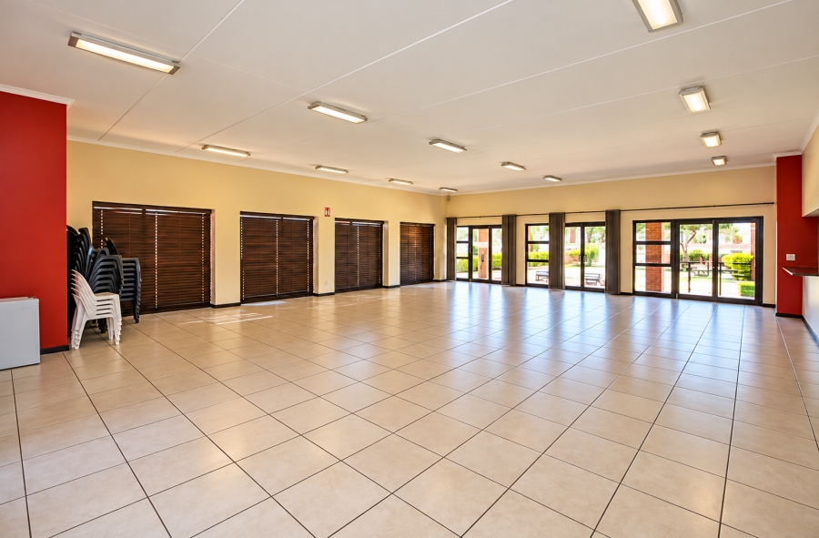 To Let 1 Bedroom Property for Rent in Modderfontein Gauteng
