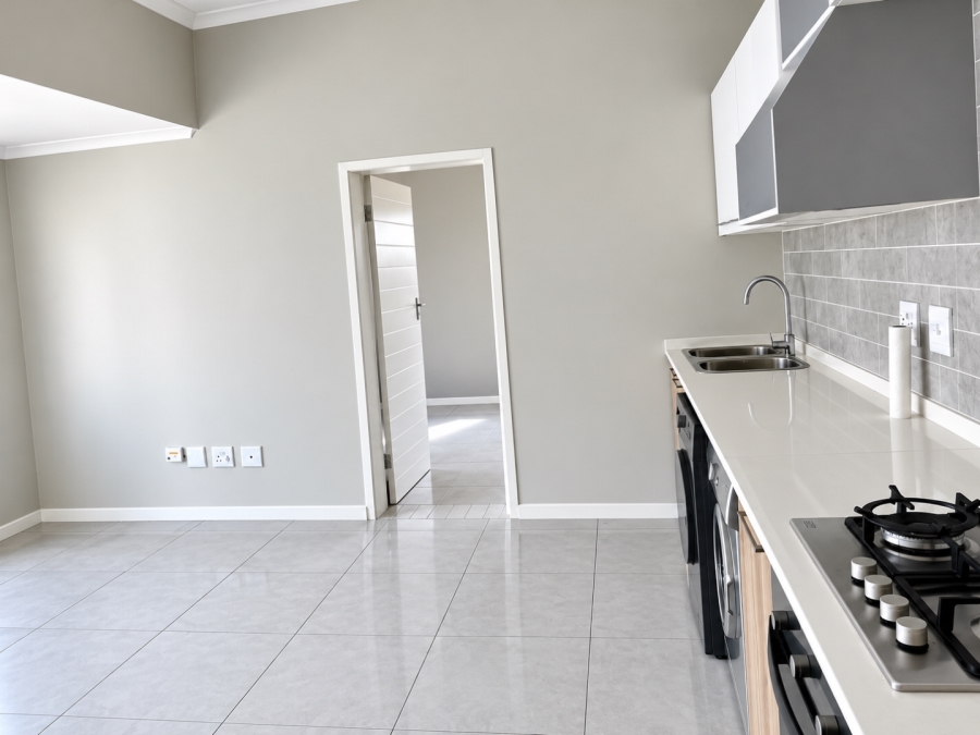 To Let 1 Bedroom Property for Rent in Modderfontein Gauteng