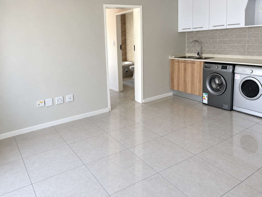 To Let 1 Bedroom Property for Rent in Modderfontein Gauteng