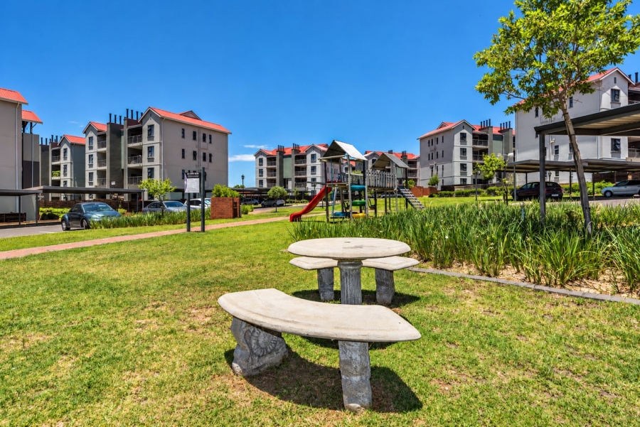 To Let 1 Bedroom Property for Rent in Modderfontein Gauteng
