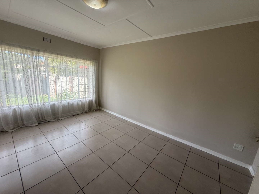 To Let 2 Bedroom Property for Rent in Florida Gauteng