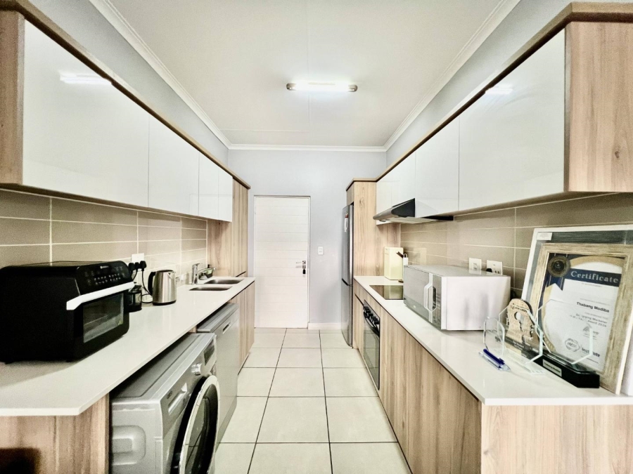 1 Bedroom Property for Sale in Linbro Park Gauteng