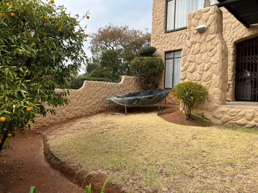 To Let 3 Bedroom Property for Rent in Northcliff Ext 15 Gauteng