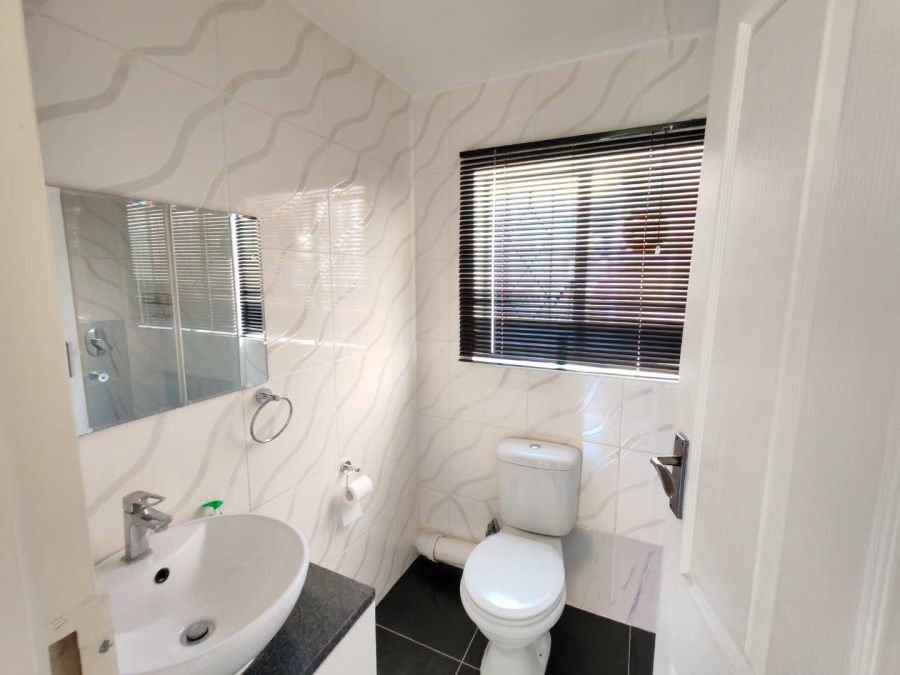 3 Bedroom Property for Sale in Bassonia Gauteng