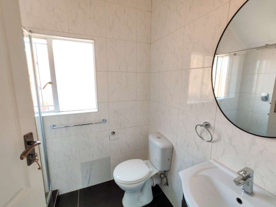3 Bedroom Property for Sale in Bassonia Gauteng