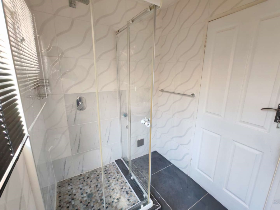 3 Bedroom Property for Sale in Bassonia Gauteng
