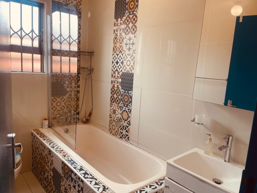 3 Bedroom Property for Sale in Roodekop Gauteng