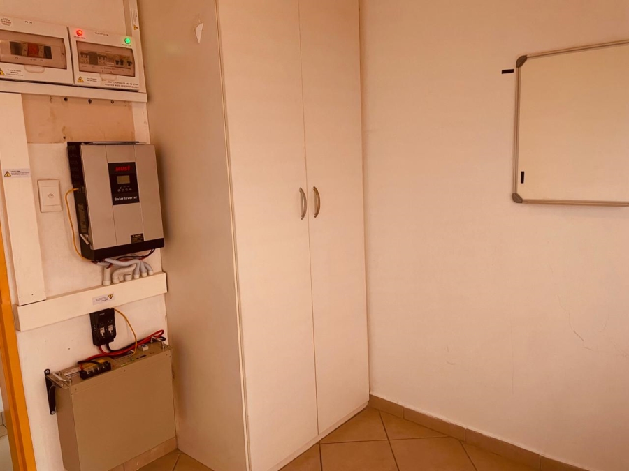 3 Bedroom Property for Sale in Roodekop Gauteng
