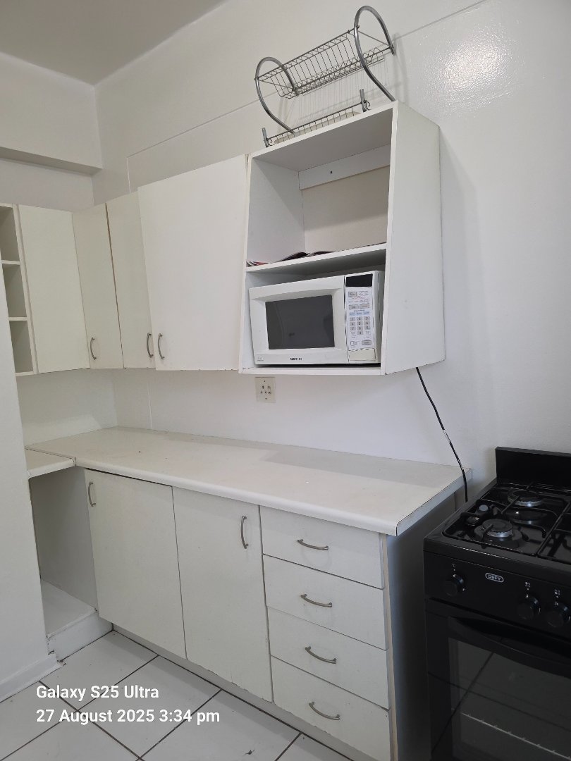 To Let 1 Bedroom Property for Rent in Rosebank Gauteng