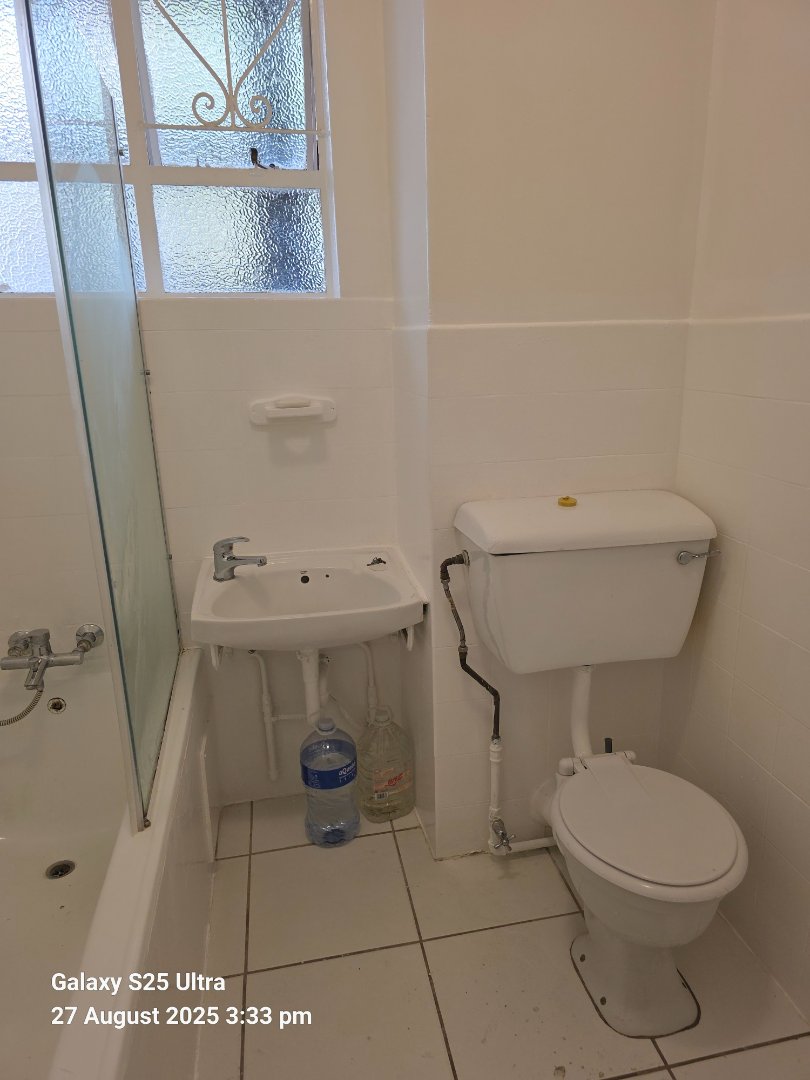 To Let 1 Bedroom Property for Rent in Rosebank Gauteng