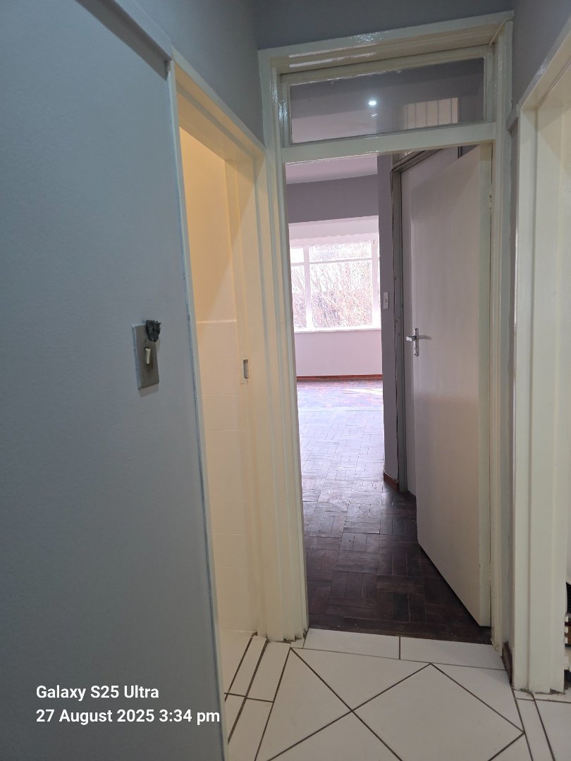 To Let 1 Bedroom Property for Rent in Rosebank Gauteng