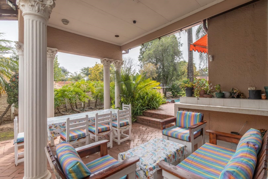 7 Bedroom Property for Sale in Morningside Manor Gauteng